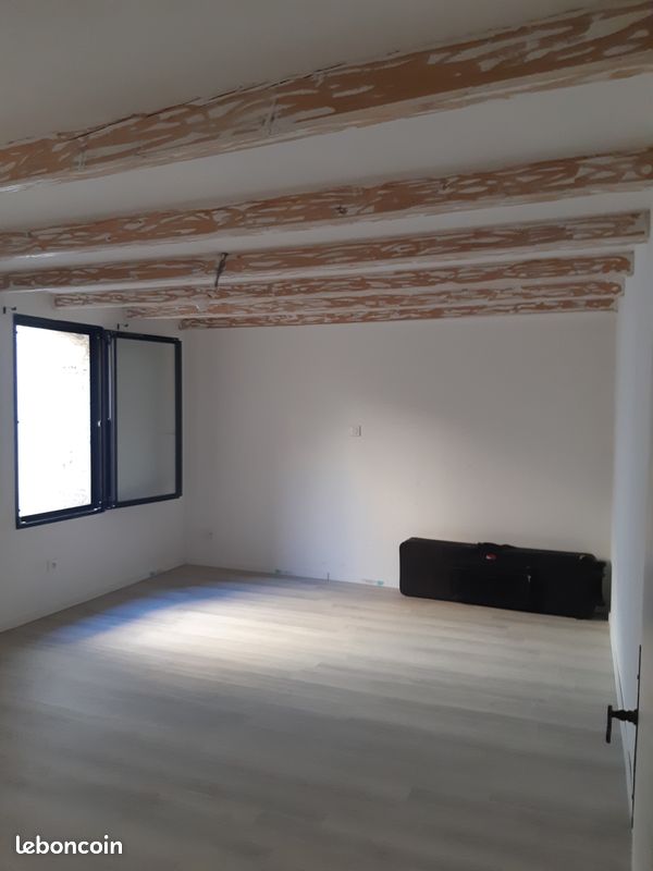Maison 3 pièces 75 m² · à Néfiach · 75 m² · 56 000 €