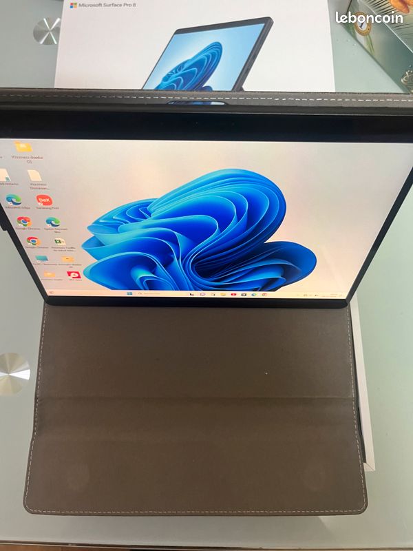 Surface pro 8 (image 4)