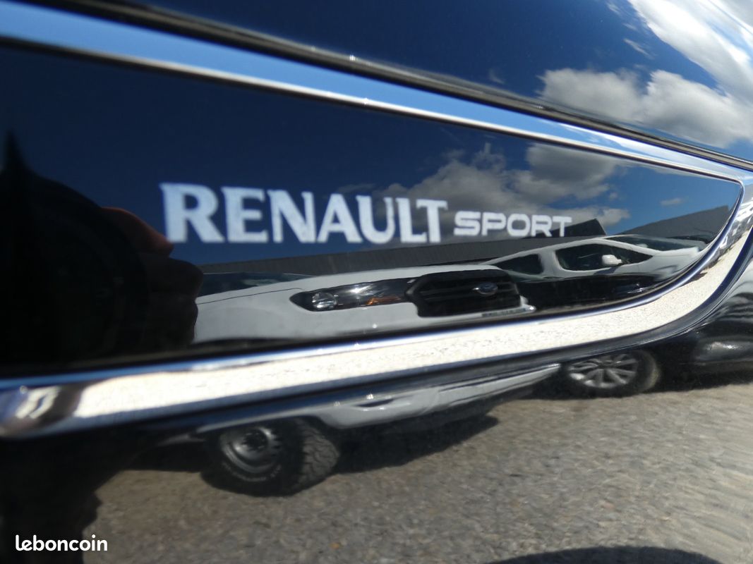 RENAULT MEGANE IV ESTATE dCi 165 Energy EDC GT 4 Control ( Historique dispo ) (image 30)