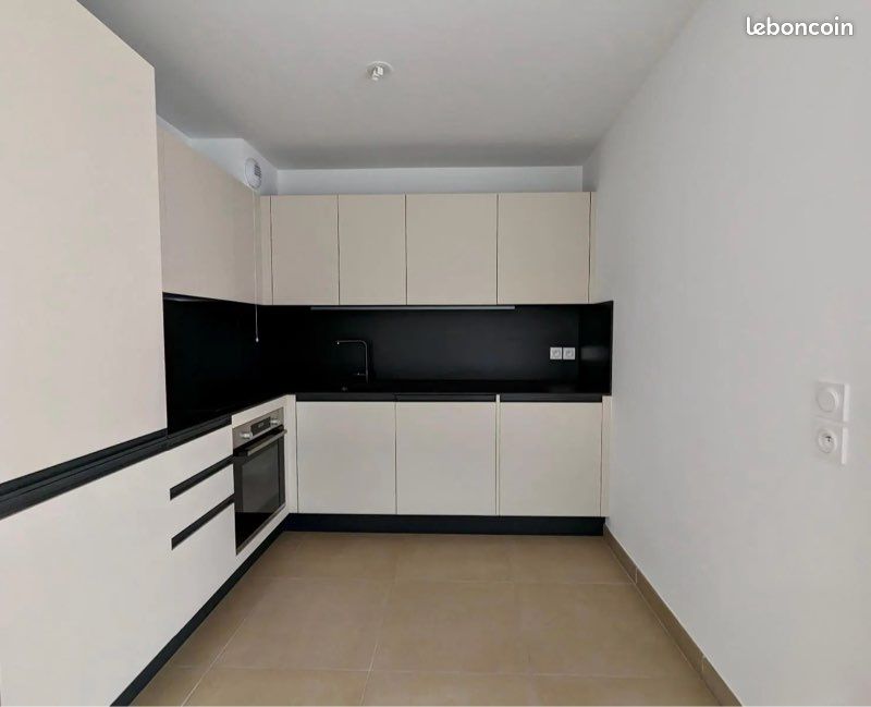 Appartement 3 pièces 70 m² · à Beausoleil · 70 m² · 2 001 €/mois