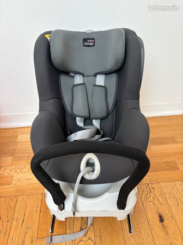 Siège auto isofix brita romer (image 2)