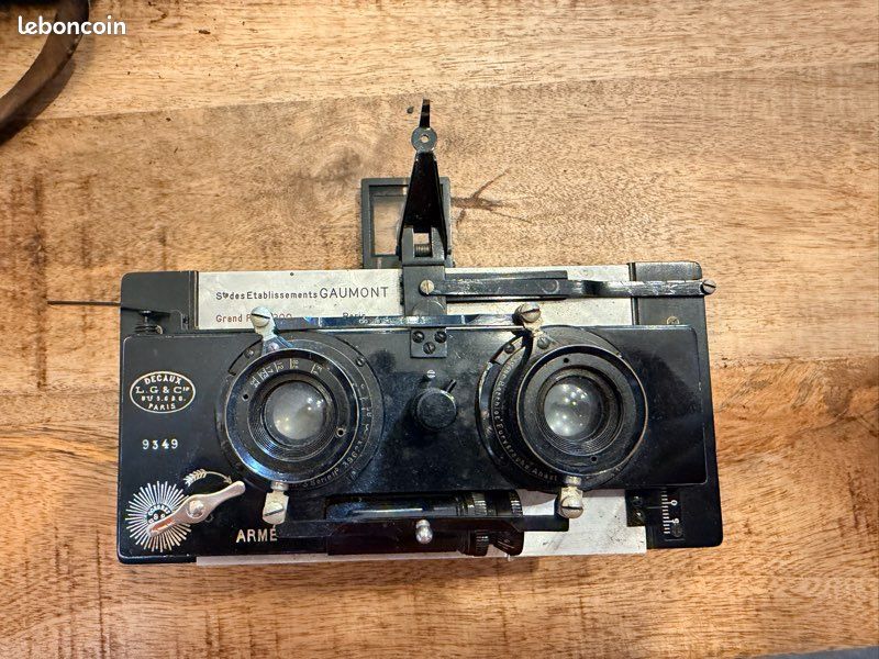 Ancien Appareil Photo Stéréoscopique Monobloc avec 2 Châssis