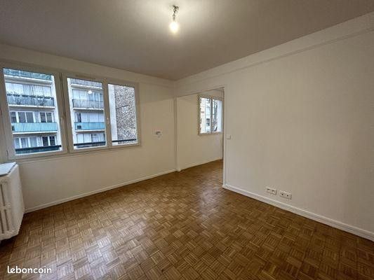 Appartement 2 pièces 48 m² · à Issy-les-Moulineaux · 48 m² · 1 200 €/mois