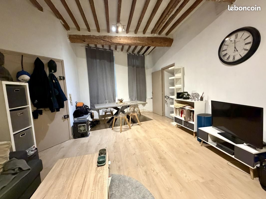 Appartement 3 pièces 70 m² · à Rognes · 70 m² · 790 €/mois