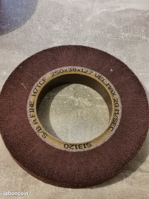 Brosse de satinage (image 1)