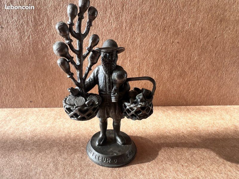 Statuette forgeron en étain - Etain des Vieux Moulins SARL