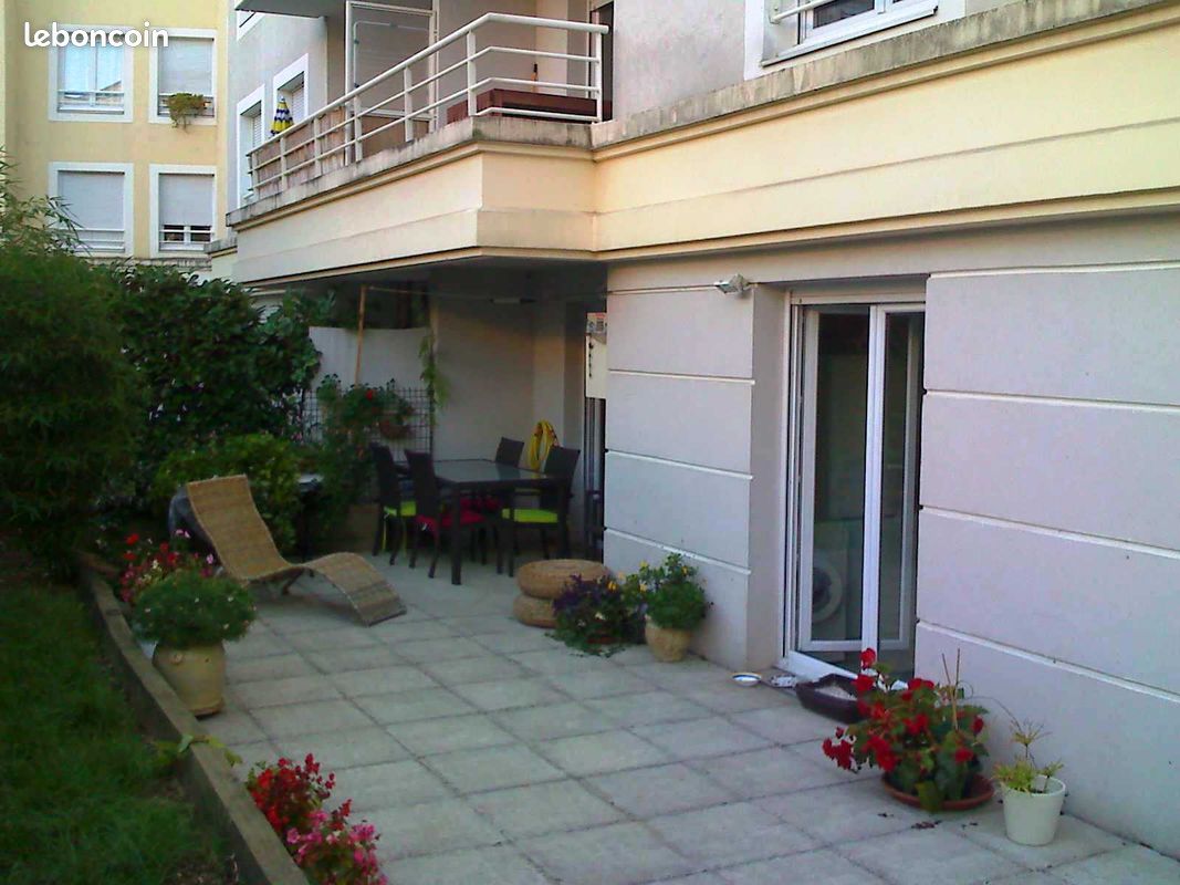Appartement 2 pièces 49 m² · à Villeurbanne · 49 m² · 916 €/mois