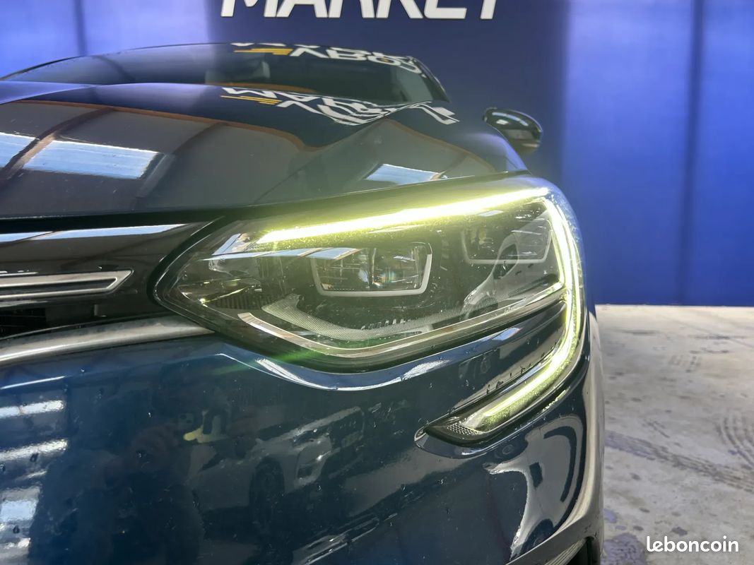 RENAULT Megane 1.3 140ch INTENS - 2020 - CarPlay - Boîte auto - Attelage - Caméra De Recul - Régulateur - Lumière D'Ambiance - Carte Main Libre (image 36)