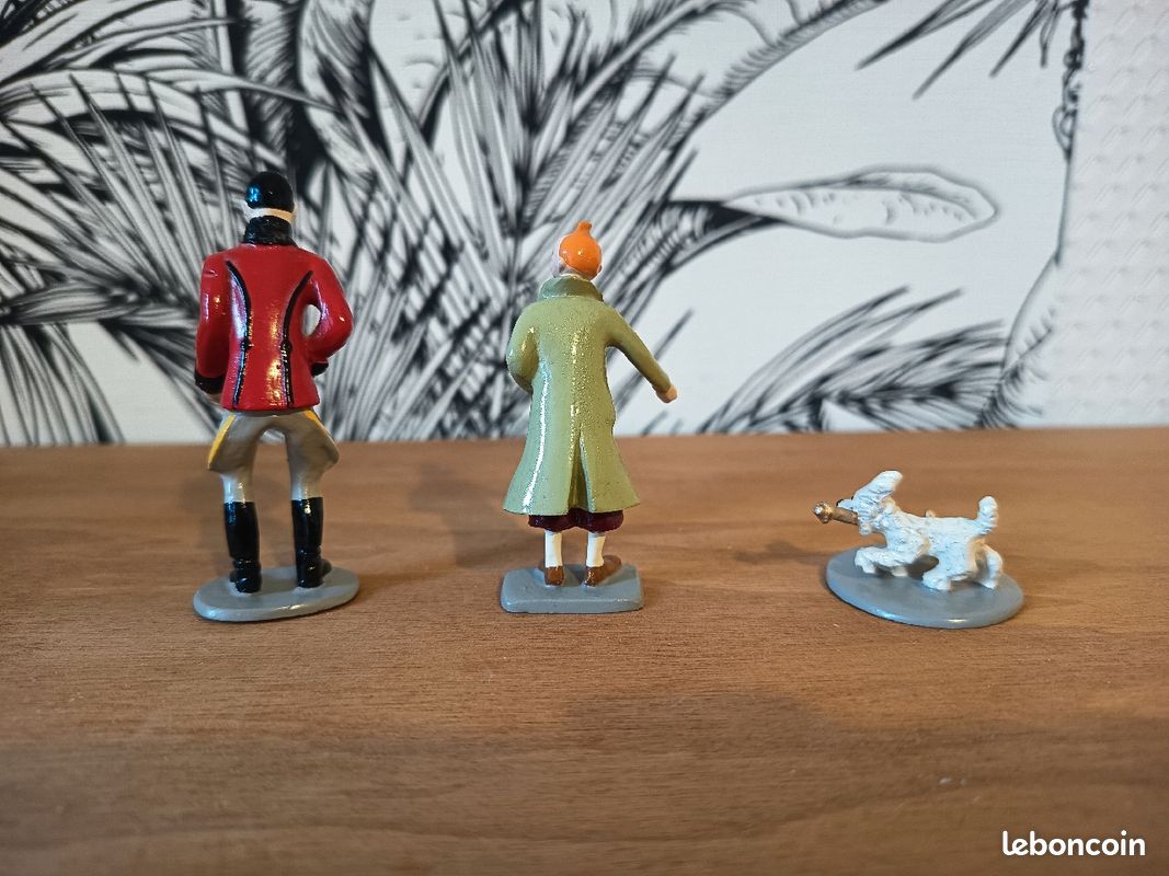 Figurine Tintin & Milou - Milou Sur Coussin, Sceptre D'Ottokar - Moulinsart (NEUF)