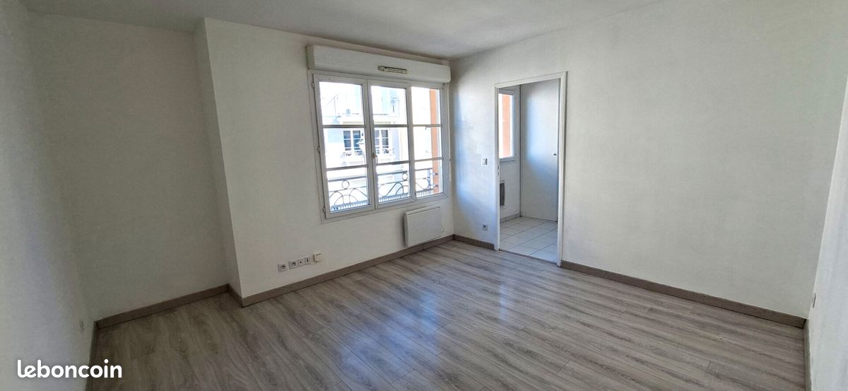 Appartement 1 pièce 25 m² · à Corbeil-Essonnes · 25 m² · 600 €