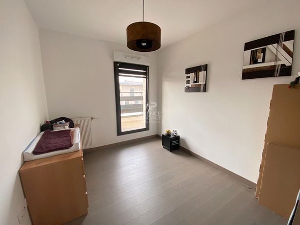 Appartement a louer pontoise - 4 pièce(s) - 79 m2 - Surfyn