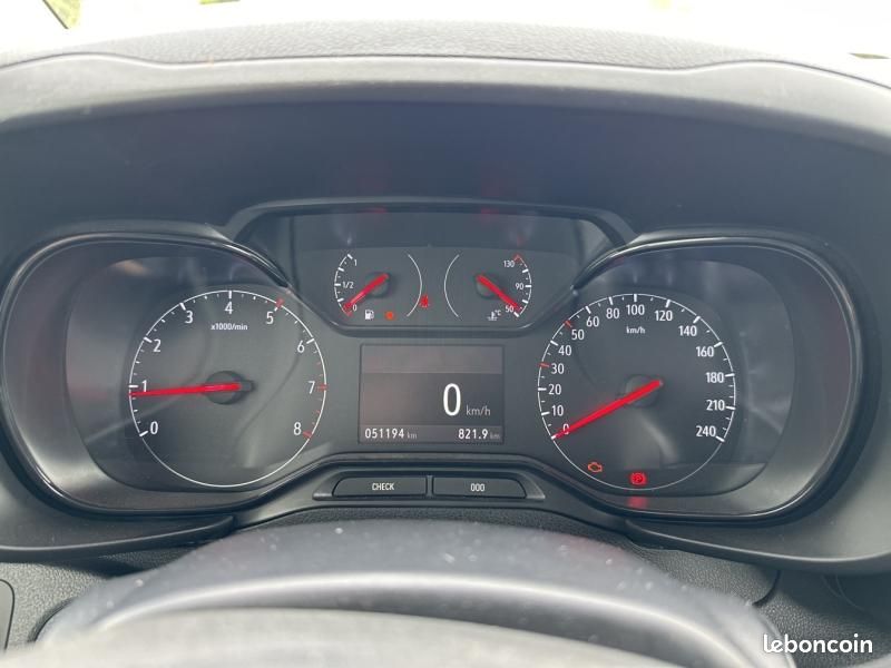 Opel Combo Cargo M 650kg BlueHDi 130ch S&S (image 17)