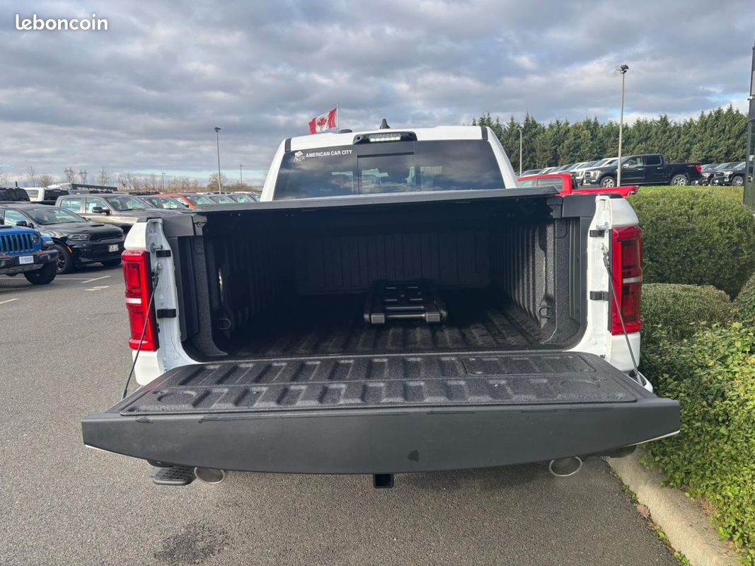 Dodge ram 1500 crew tungsten air rambox (image 5)