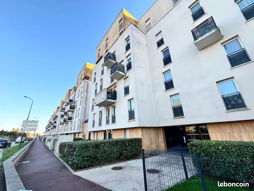 Appartement 4 pièces 88 m² · à Vélizy-Villacoublay · 88 m² · 353 000 €