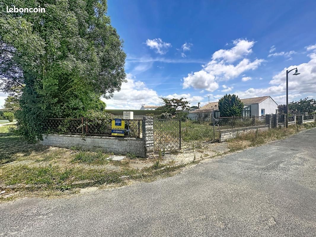Terrain 647 m² Breuil Magne · à Breuil-Magné · 96 500 €