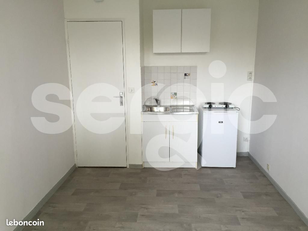Appartement 1 pièce 15 m² · à Amiens · 15 m² · 419 €