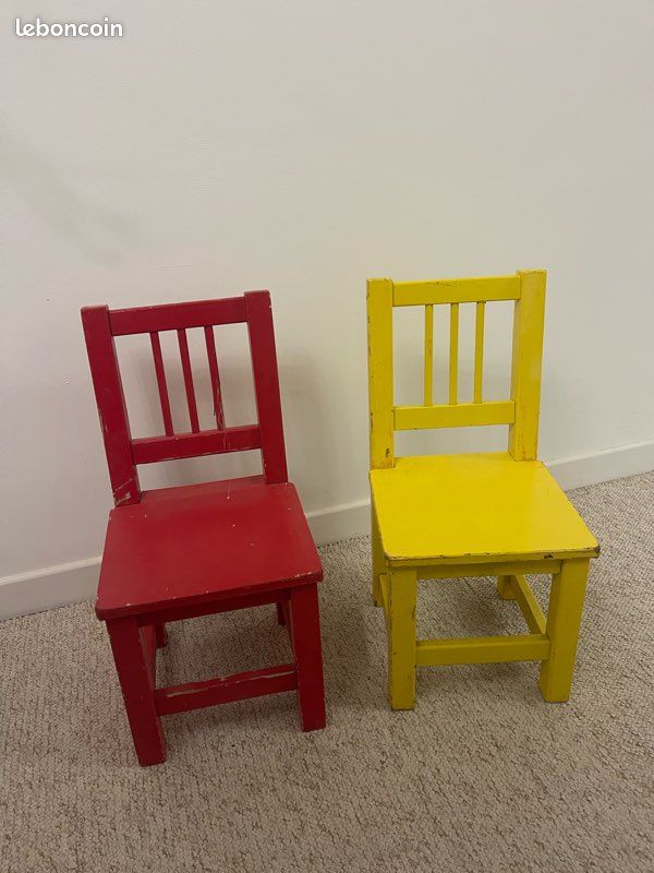 Chaise en bois peint - chaise de couleur - chaise peinture