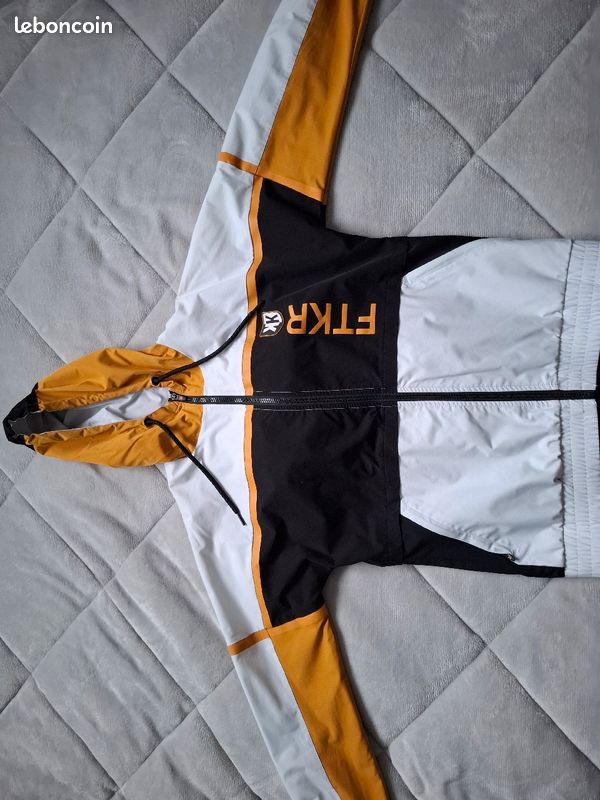 Ensemble Manteau Footkorner Veste FK Swat II Cagoule Intégrée Noir