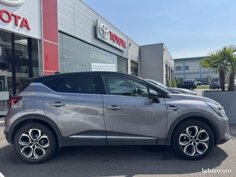 Renault Captur 1.3 TCe 130ch FAP Intens EDC (image 8)