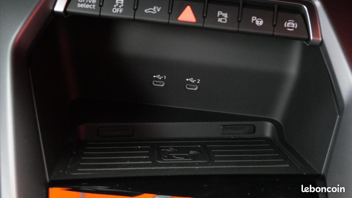 Audi A3 ALLSTREET TFSI e Hybride rechargeable 204 S tronic 6 Avus (image 11)