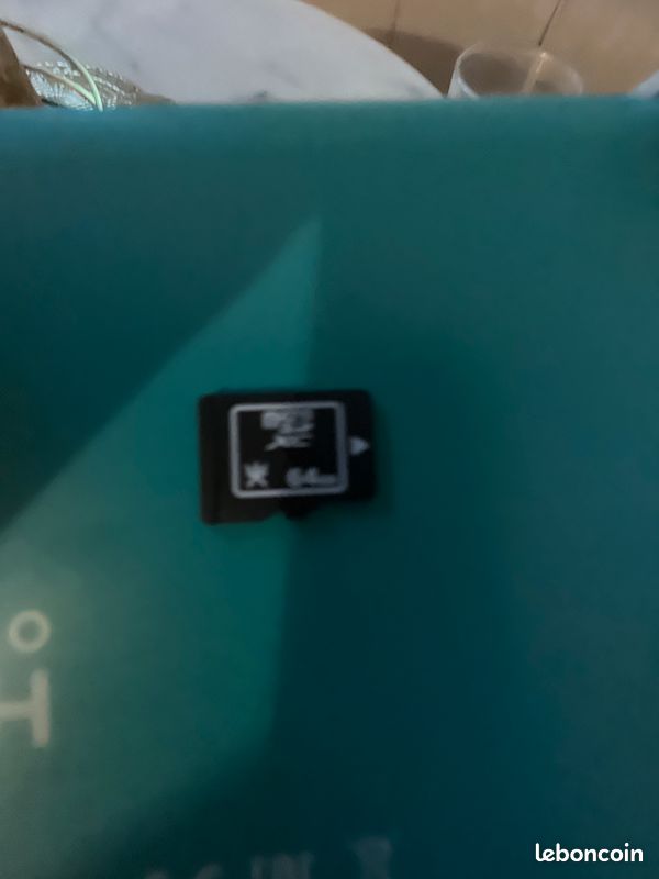 Carte Micro SD 64Go (image 1)