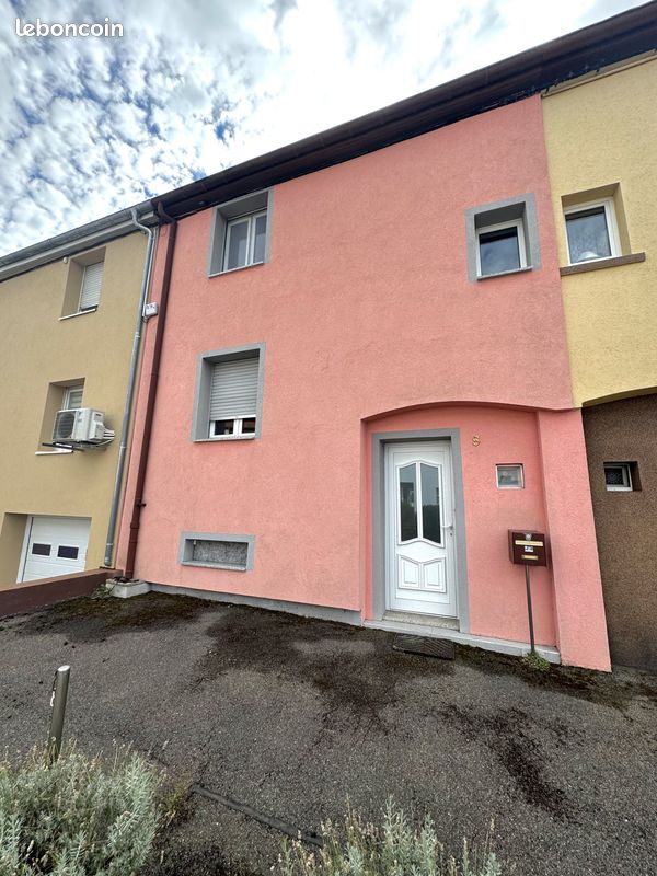 Maison 5 pièces 78 m² · à Puttelange-aux-Lacs · 78 m² · 129 900 €