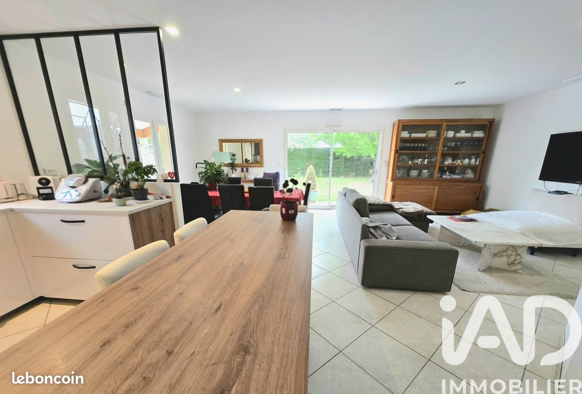 Propriété 4 pièces 100 m² (image 4)