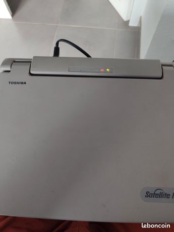 ORDINATEUR PORTABLE TOSHIBA Satellite Pro L10 15 Intel Celeron Windows XP rétro vintage EUR 75,16 - FR