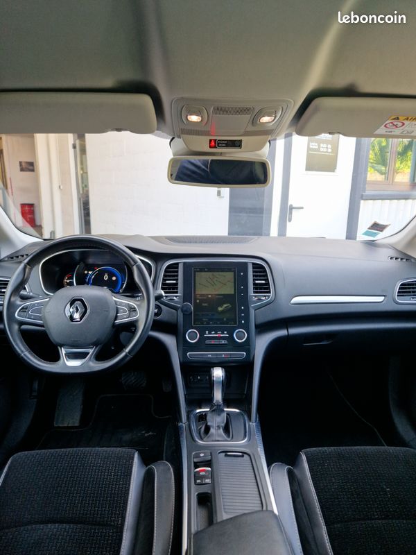 Renault megane iv gt line (image 5)