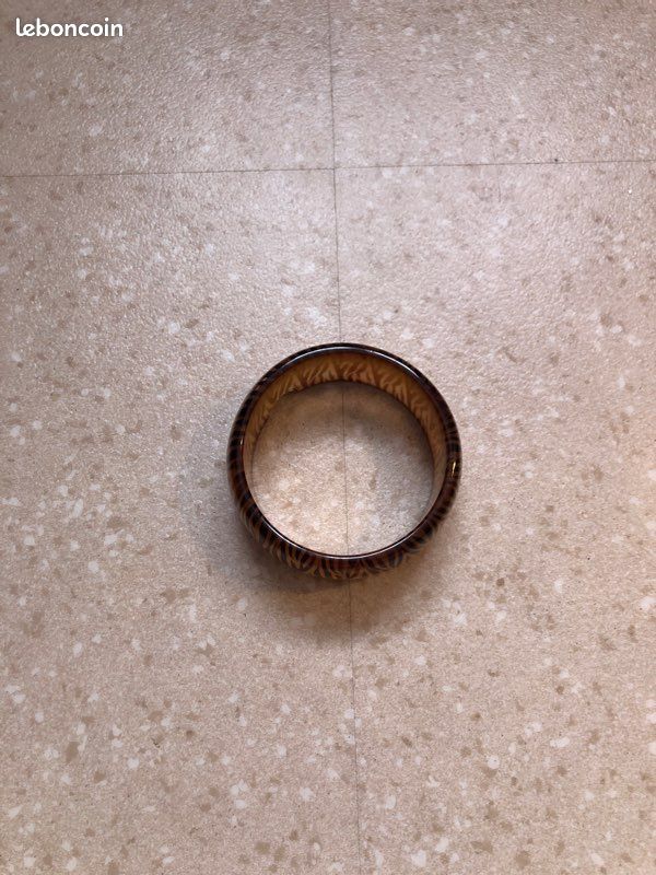 Bracelet zébré pour femmes (image 1)