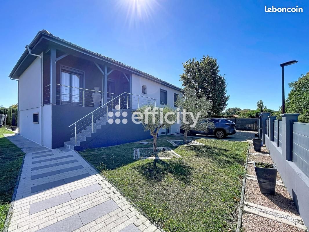 Maison 5 pièces 180 m² · à Bassens · 180 m² · 412 000 €