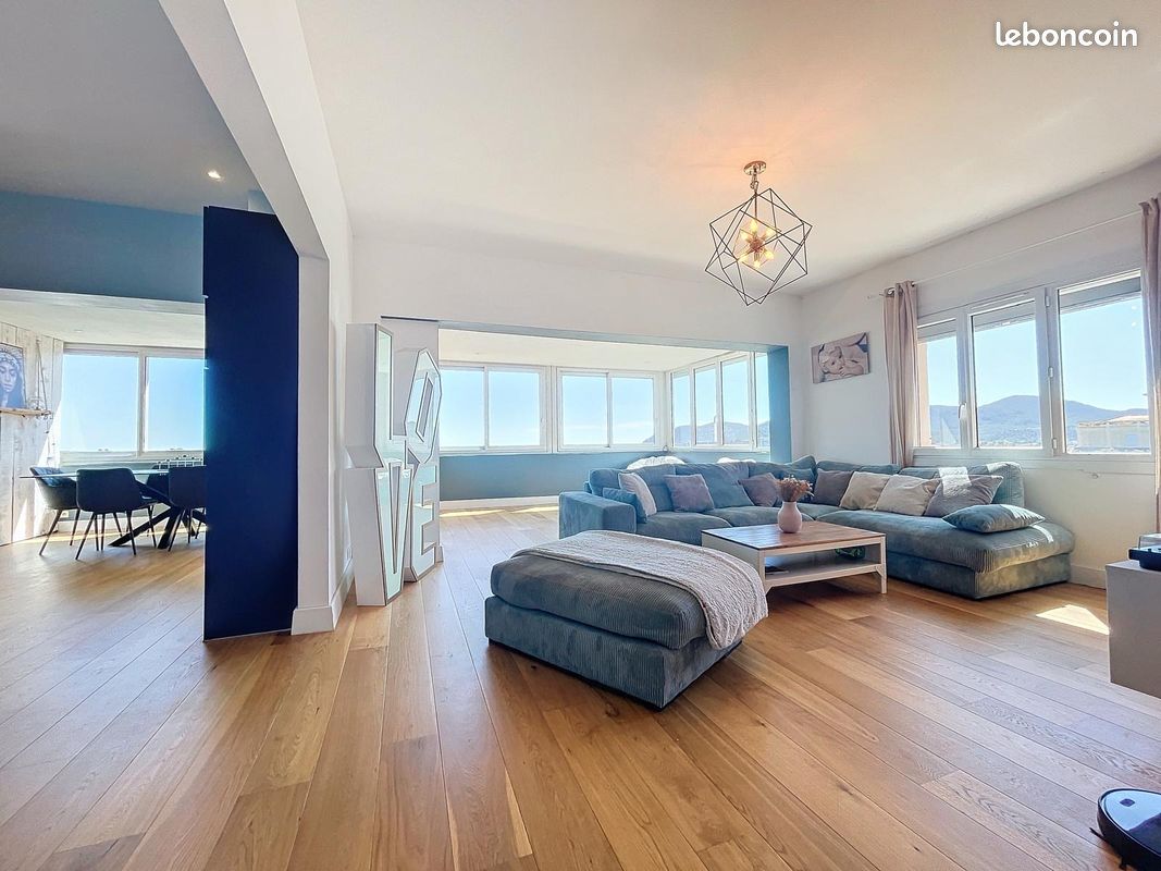 Appartement 4 pièces 111 m² · à Mandelieu-la-Napoule · 111 m² · 490 000 €