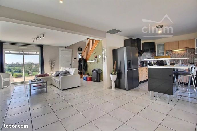 Maison 7 pièces 152 m²