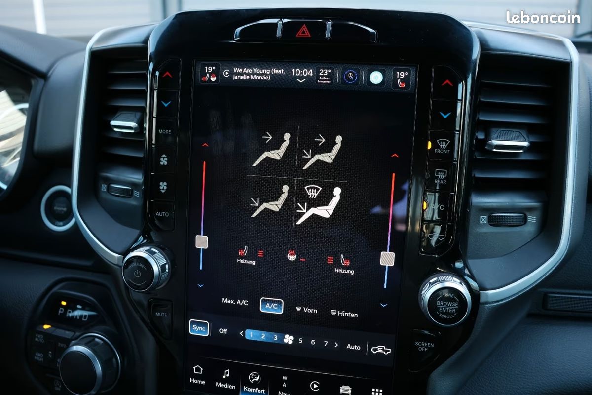 Dodge RAM 1500 Big Horn 5.7 V8 HEMI eTorque 396 ch – BVA – 4x4 – CarPlay – Caméras – R22 (image 19)