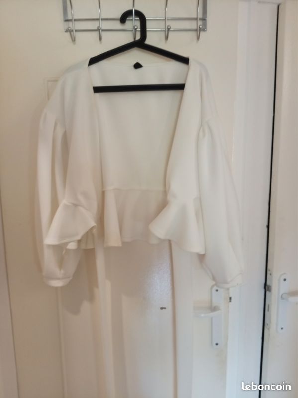 Gilet blanc très classe (image 1)