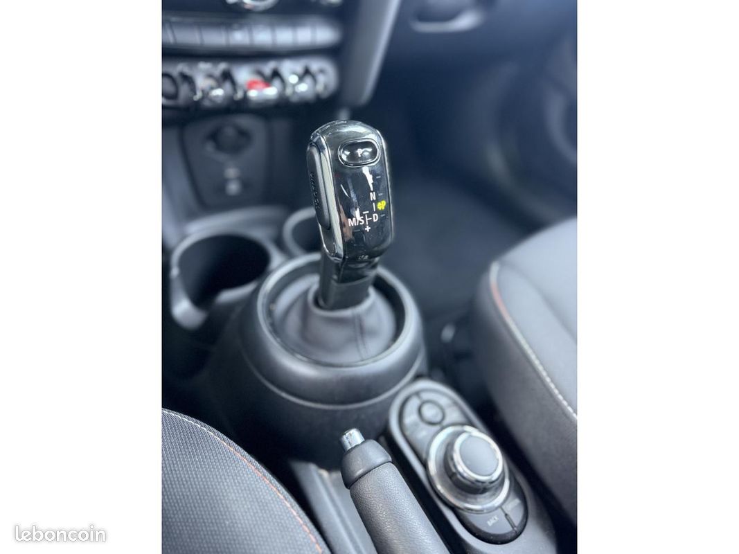 MINI MINI ONE BUSINESS DESIGN 1.5i 102 BVA 5P F55 (image 10)