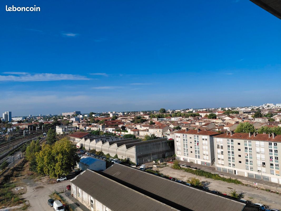 Appartement 4 pièces 108 m² · à Bordeaux · 108 m² · 1 396 €/mois