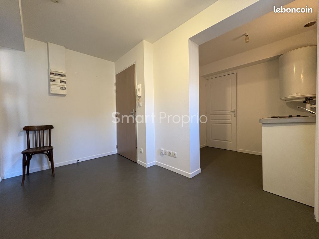 Appartement 1 pièce 25 m² · à Yvré-l'Évêque · 25 m² · 400 €/mois