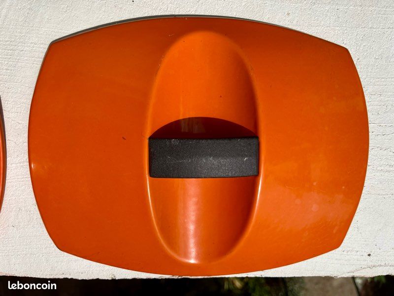 Le creuset , Coquelle , n°55 , Raymond Loewy , fonte émaillée