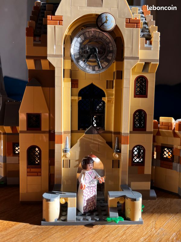 LEGO 75948 la tour de l'horloge Harry Potter (image 2)