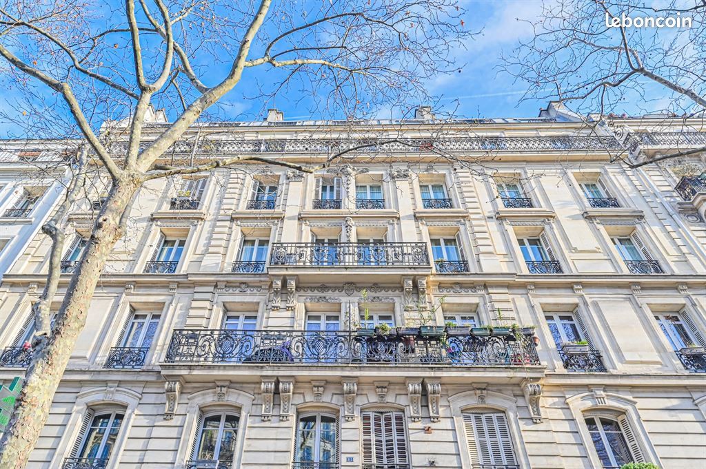 Appartement 2 pièces 42 m² · à Paris · 42 m² · 399 000 €
