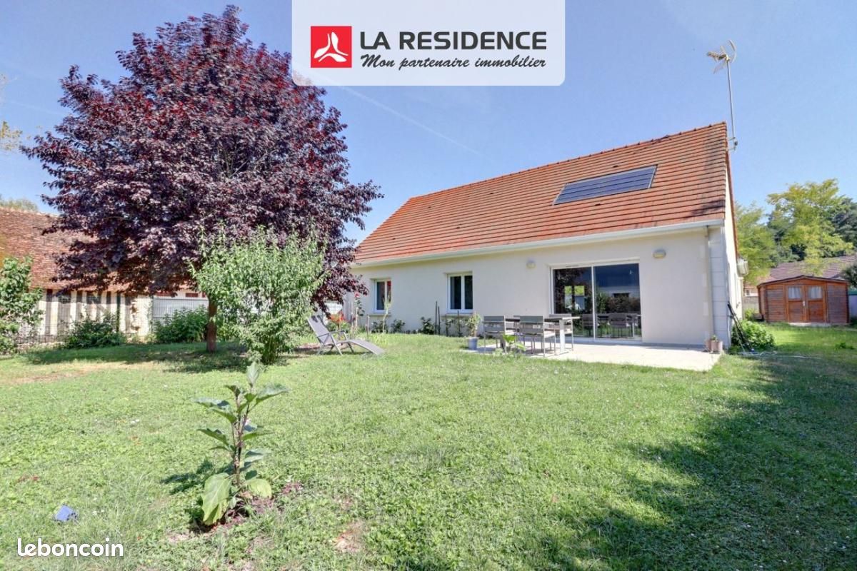 Maison 5 pièces 104 m² · à Mont-près-Chambord · 104 m² · 265 950 €
