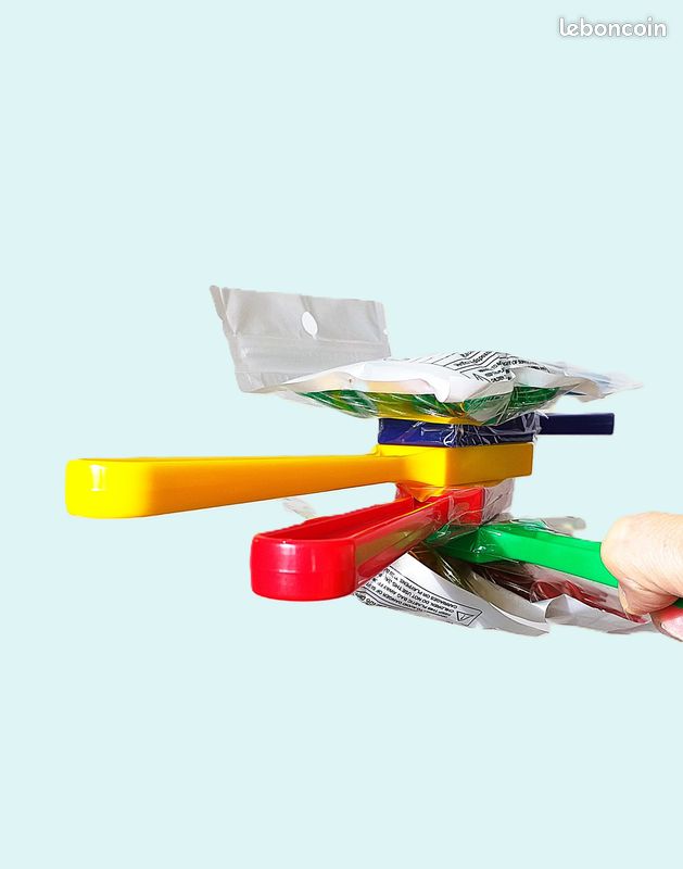 200 Jetons Magnétiques + 2 Baguettes – Jeu De Loto/bingo – Multicolore – éducatif, Sensoriel Et Amusant – Dès 3 Ans