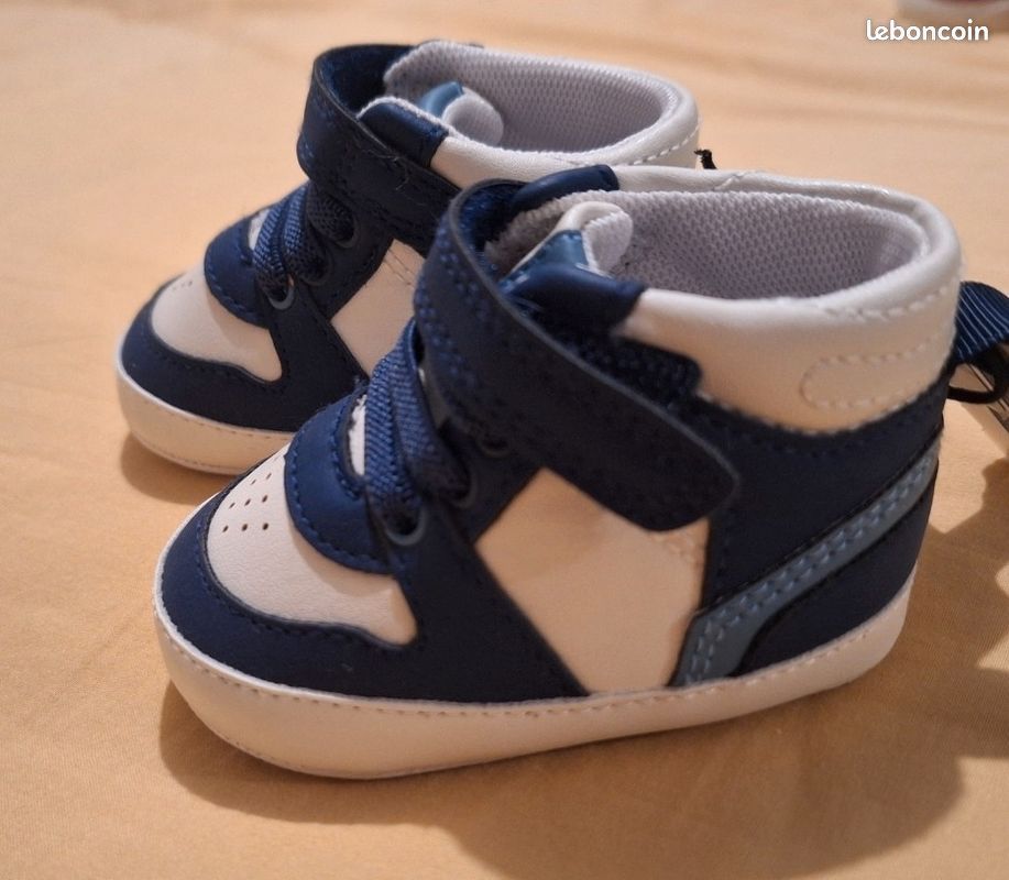 Chaussures bébé Basket basse souple bleu bébé garçon naissance