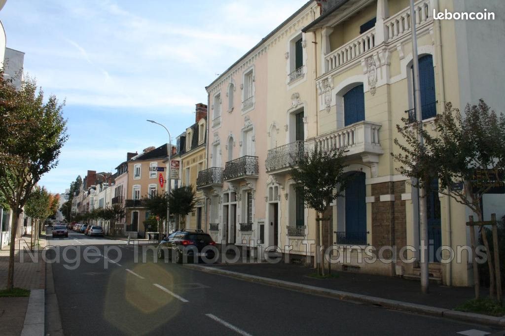 Appartement 180 m² · à Vichy · 180 m² · 284 900 €
