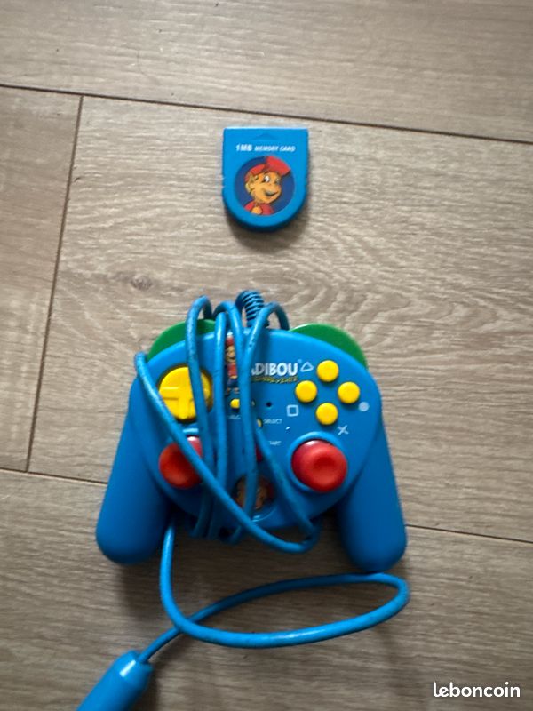 Manette et carte mémoire PlayStation 1 adibou (image 1)