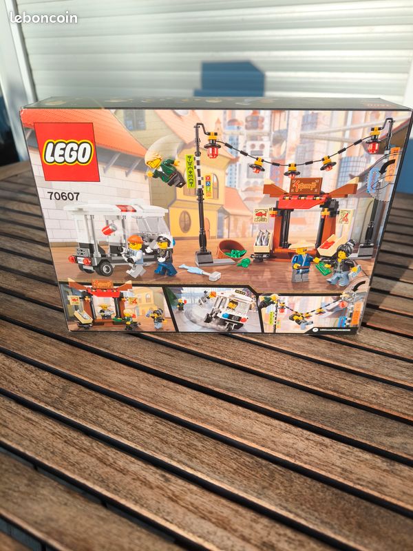 LEGO Ninjago 70607 La poursuite dans la Ville (image 2)