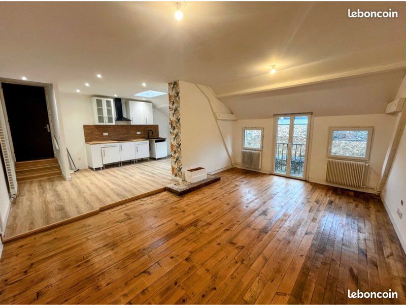 Appartement 4 pièces 82 m² · à Fougères · 82 m² · 145 000 €
