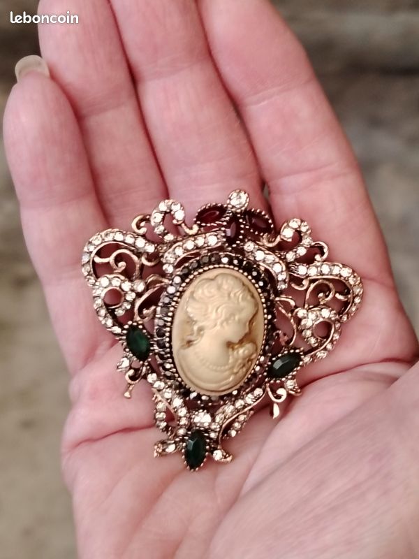 Broche Camée Beige Femme Vintage Broche Bijou Camée Beige Femme - Style