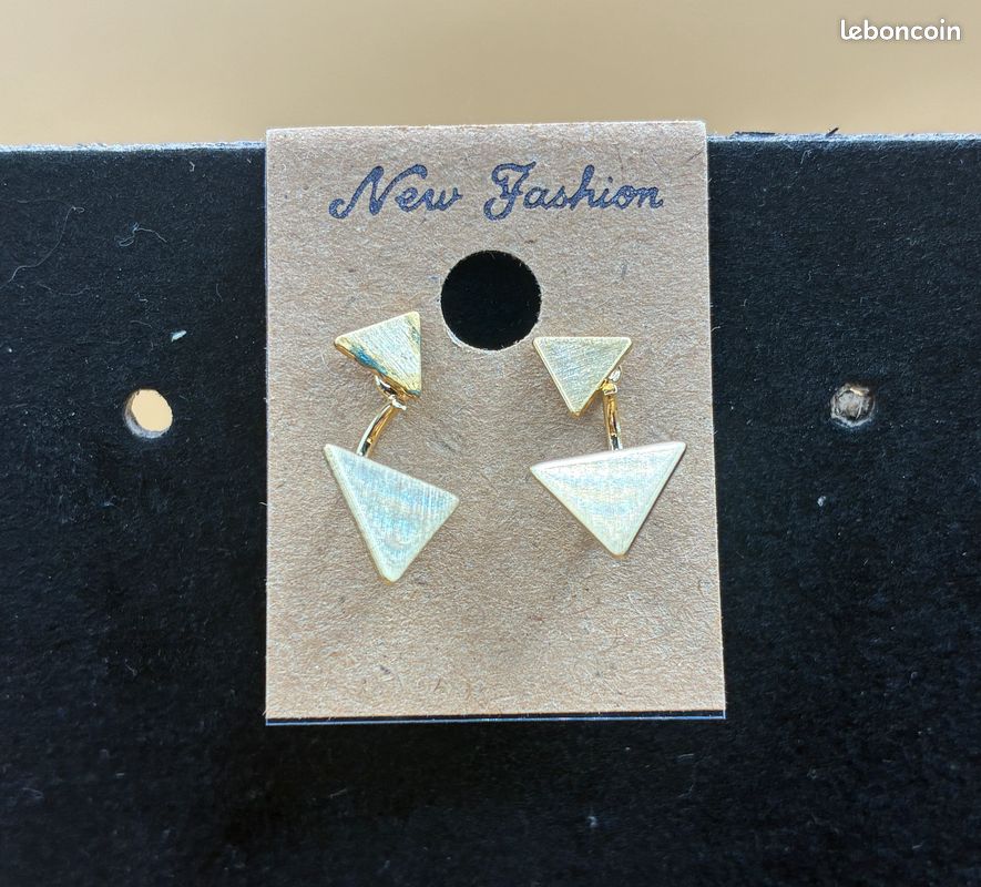 Bijoux > Parures de bijoux > Bijoux fantaisie — Métal doré Alliage (image 3)